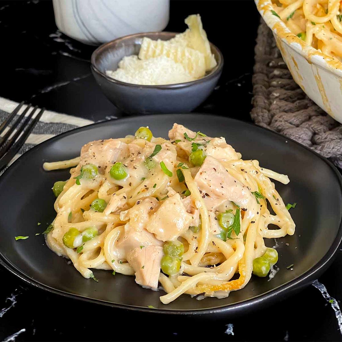 Easy Creamy Chicken Tetrazzini Recipe