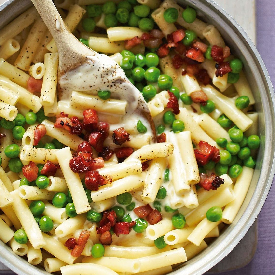 Macaroni cheese with peas recipe