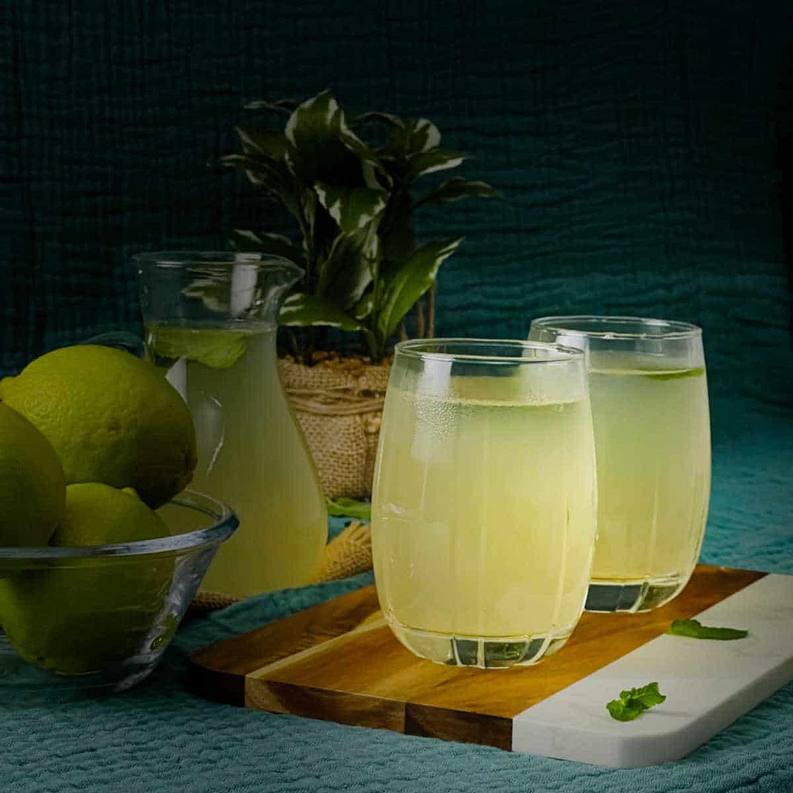Nimbu Pani / Shikanji (Indian Limeade)