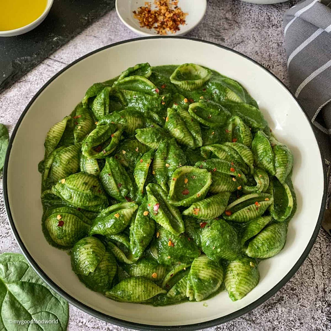 Creamy Pasta In Spinach Sauce (Without Cream!)