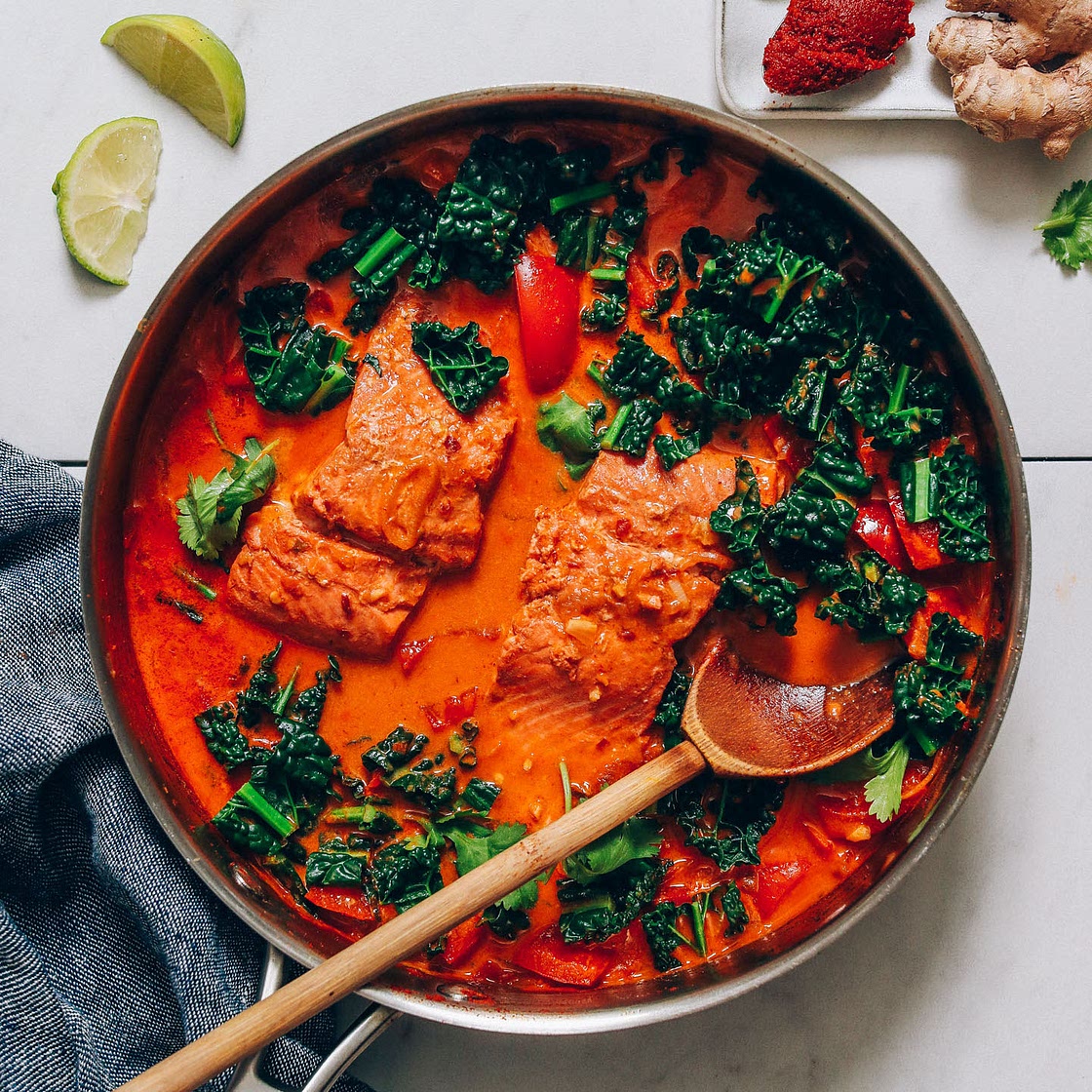 Easy 1-Pan Salmon Red Curry