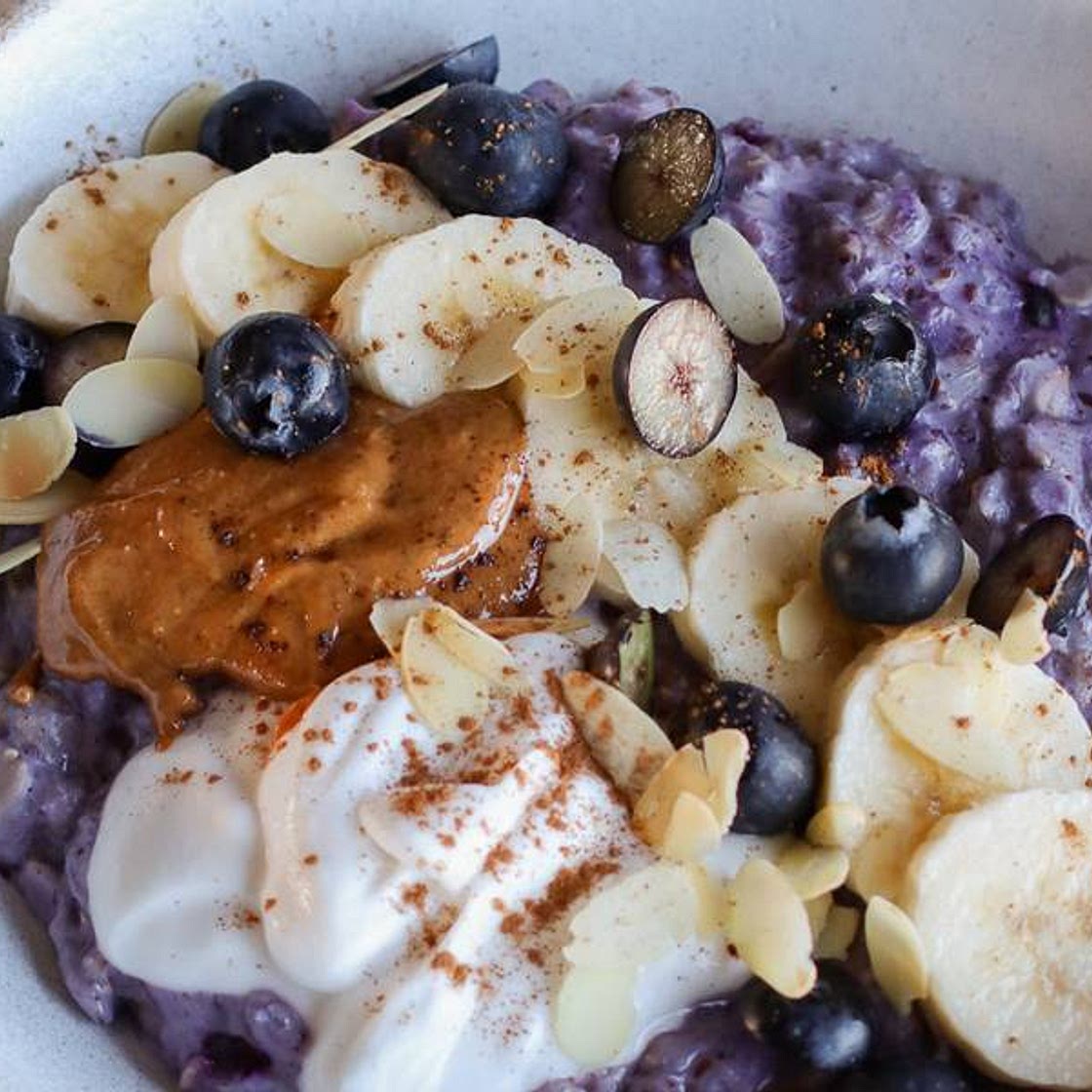 Blueberry Almond Oatmeal