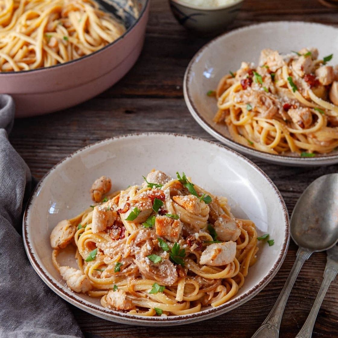 Caramelized Onion and Chicken Linguine