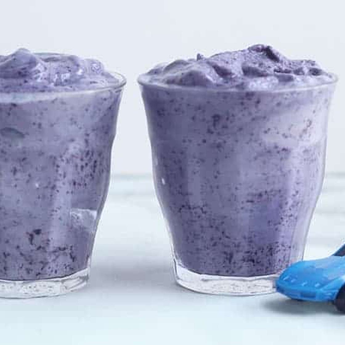 Simple Blueberry Banana Smoothie