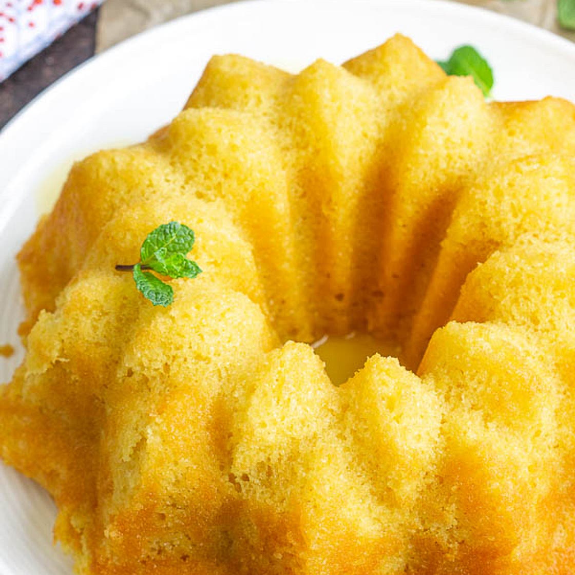 OLD FASHIONED APRICOT NECTAR CAKE