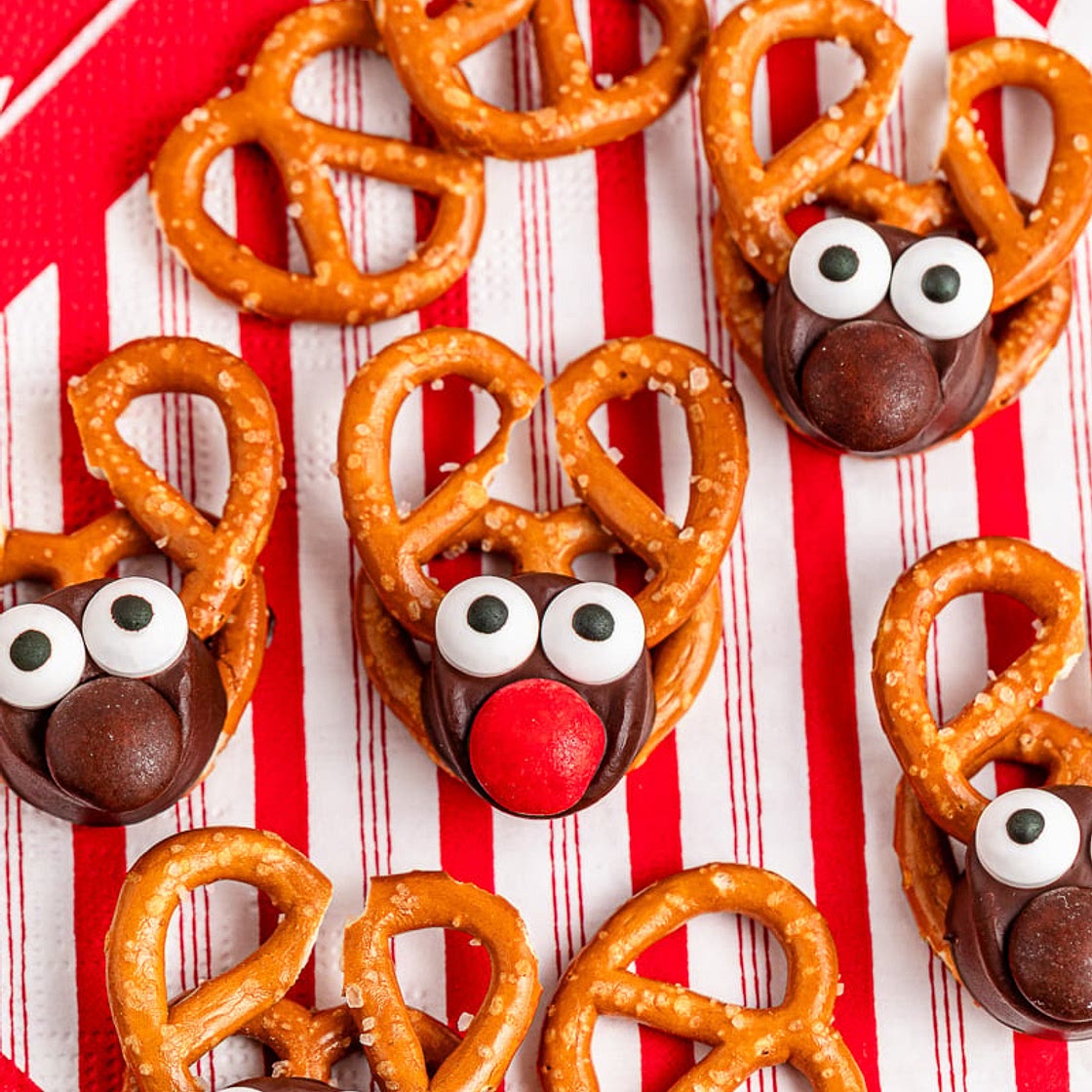 Reindeer Rolo Pretzels