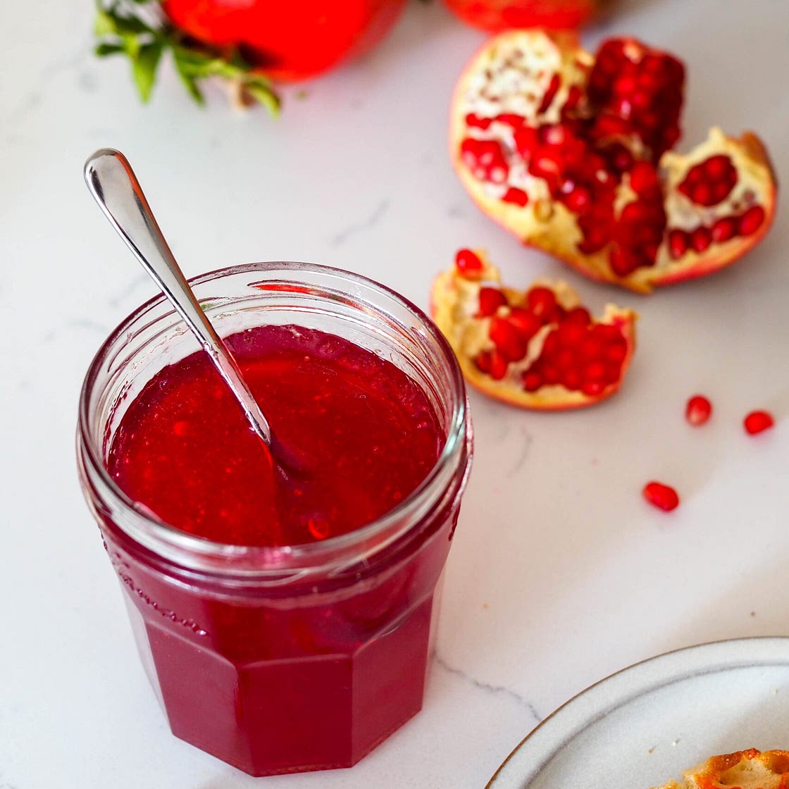 Small Batch Pomegranate Jelly