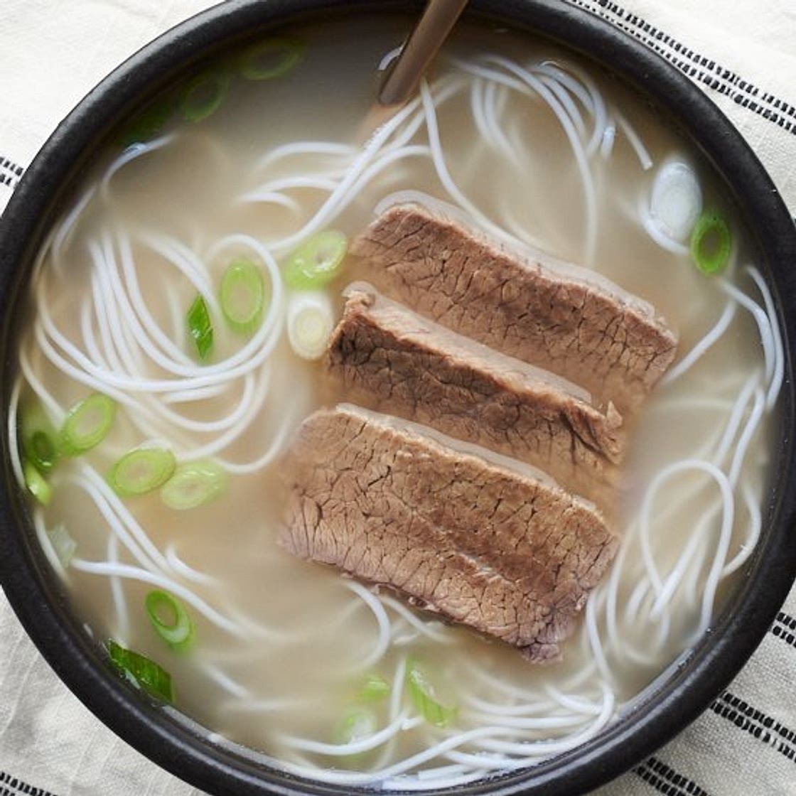 Seolleongtang (Ox Bone Soup)