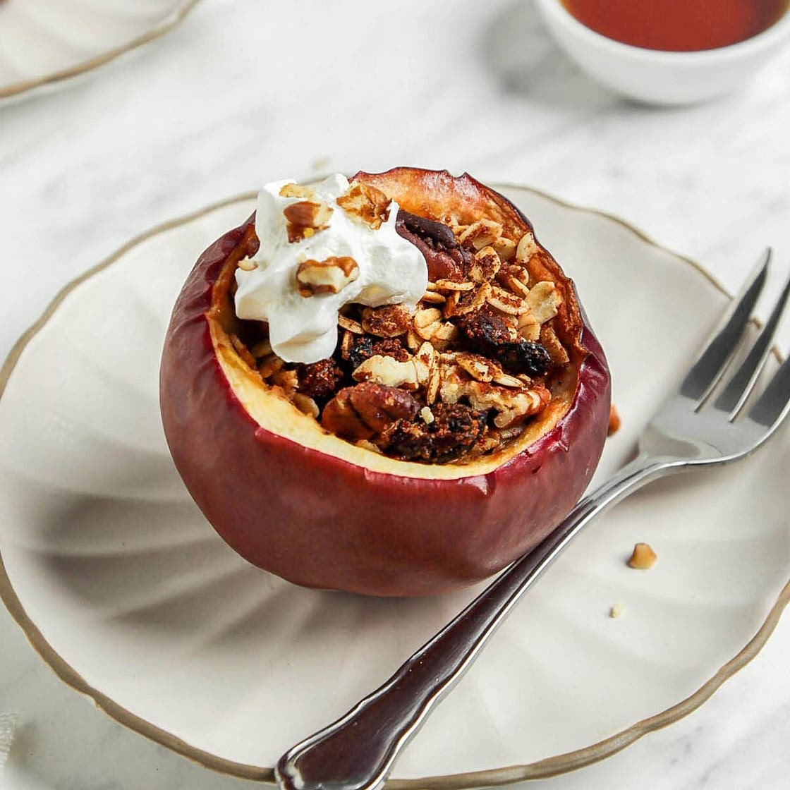Vegan Stuffed Baked Apples