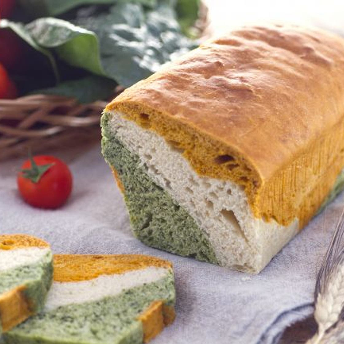 Pane tricolore