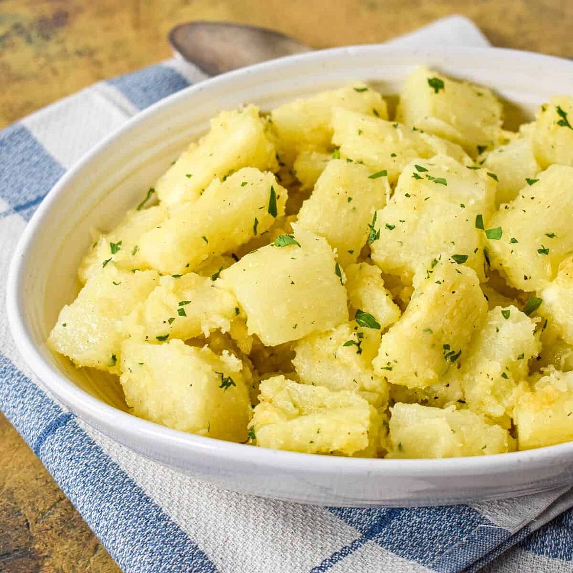 Yuca with Garlic Sauce Recipe
