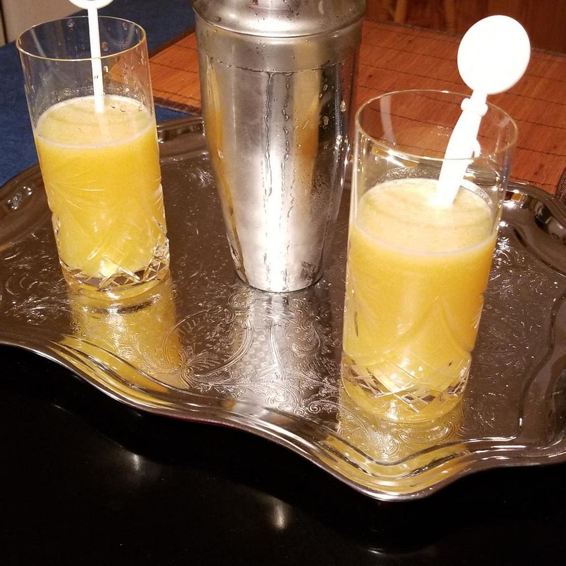Cocktail sidecar