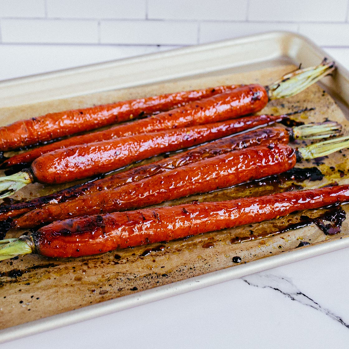 SWEET & SPICY ROASTED CARROTS