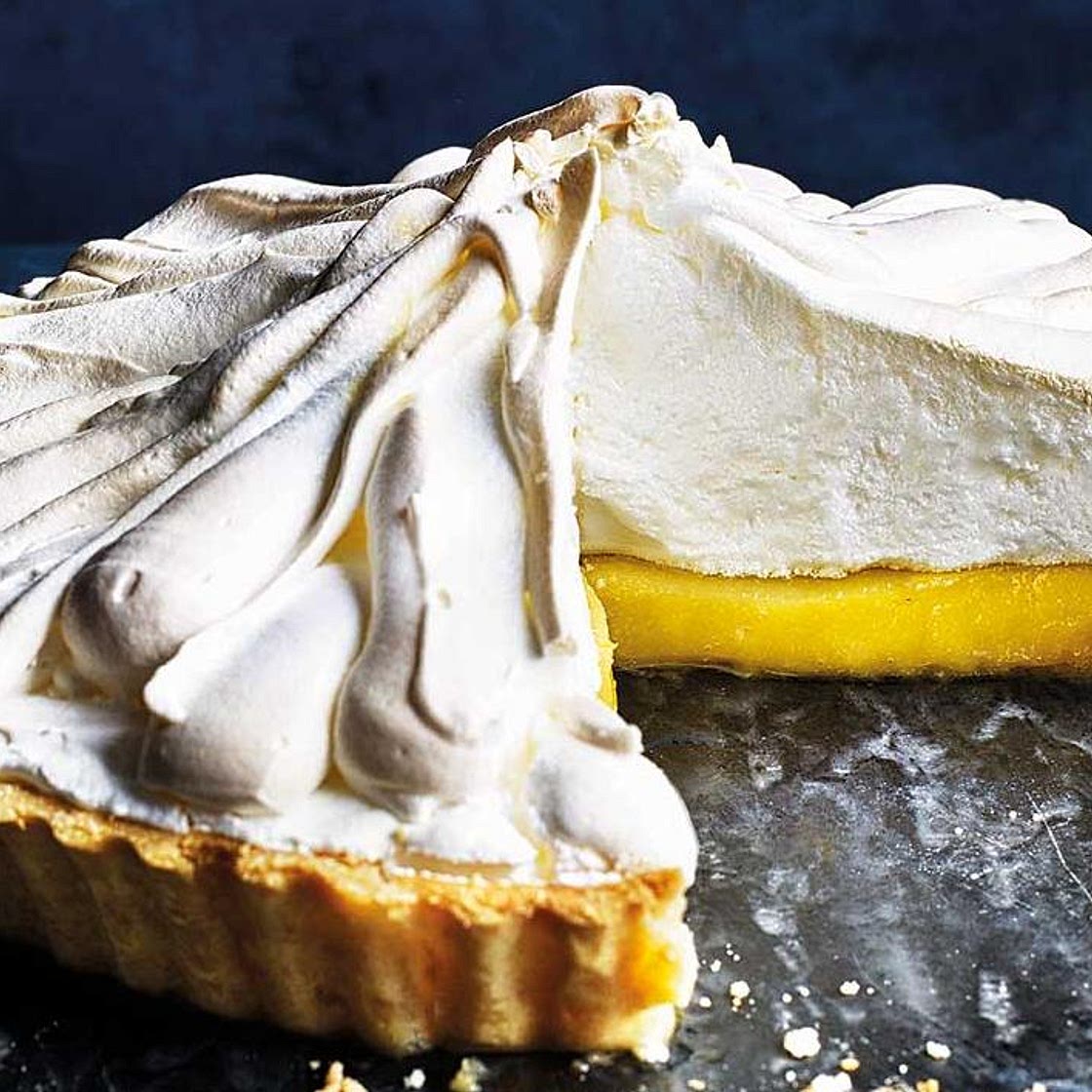 Classic lemon meringue pie