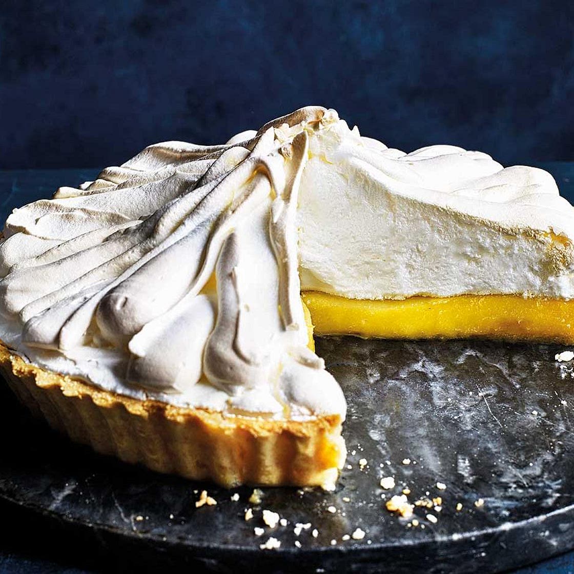 Classic lemon meringue pie