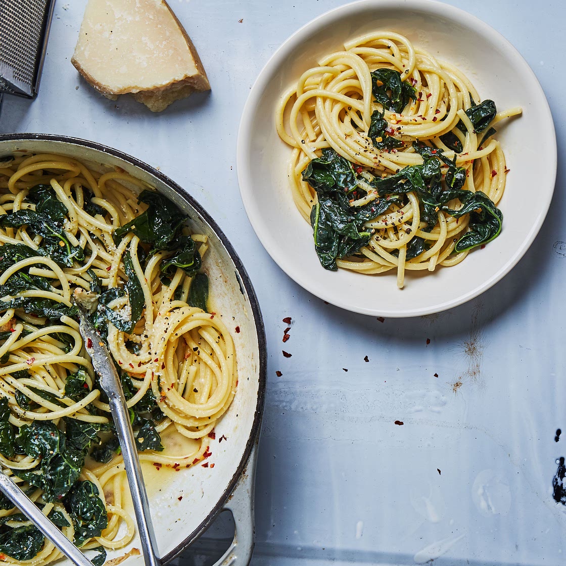 Spaghetti Aglio e Olio With Lots of Kale