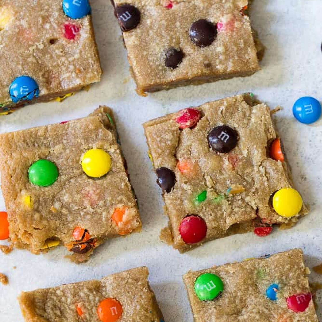 Peanut Butter M&M Blondies Recipe