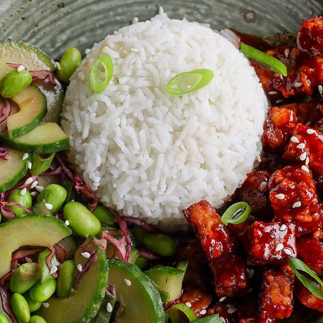Gochujang Tempeh Bowl