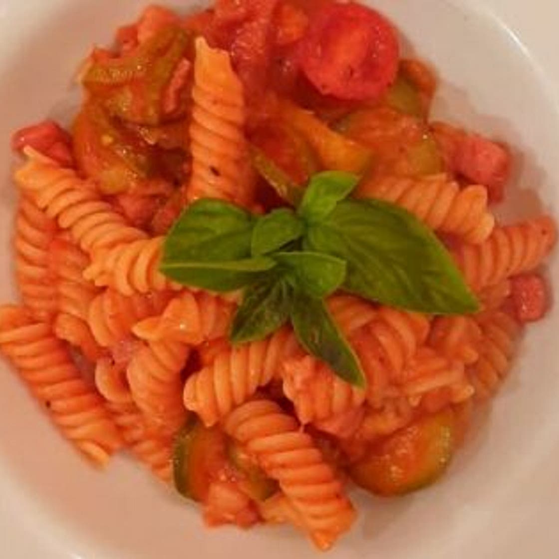 Italian Pasta With Zucchini, Bacon & Tomato