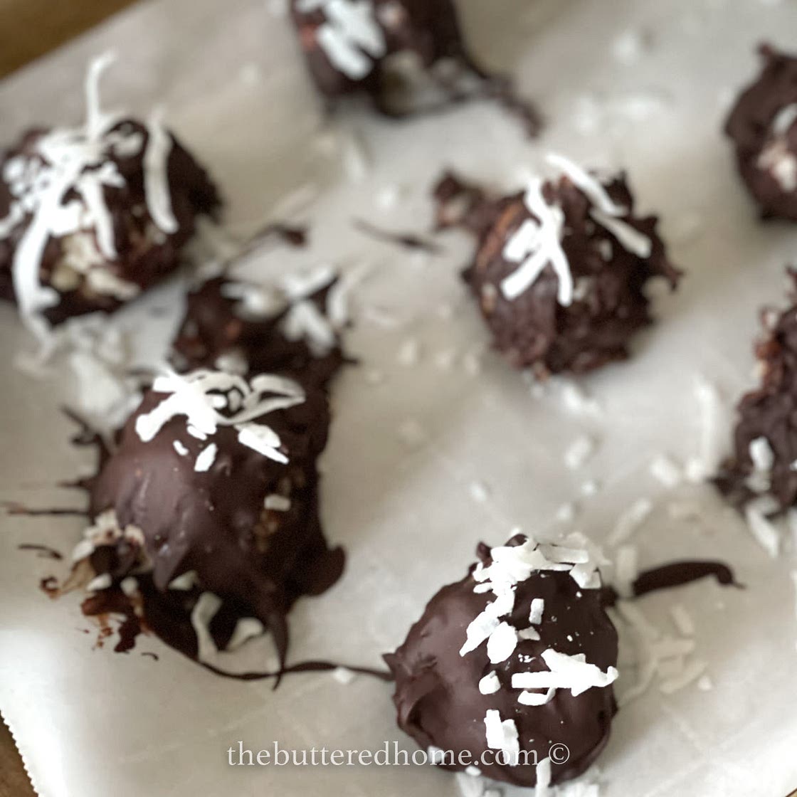 Simple Coconut Bliss Balls