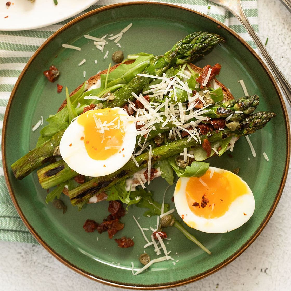 Eggs and Asparagus on Toast