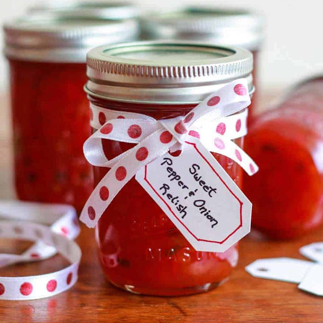 Sweet Pepper and Onion Relish (Harry and David Copycat)