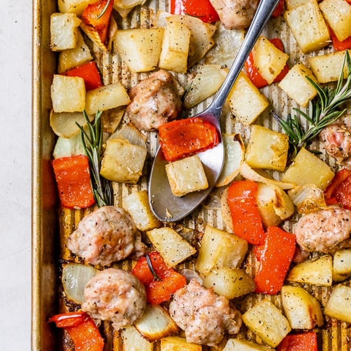 One Pan Roasted Potatoes, Sausage and Peppers