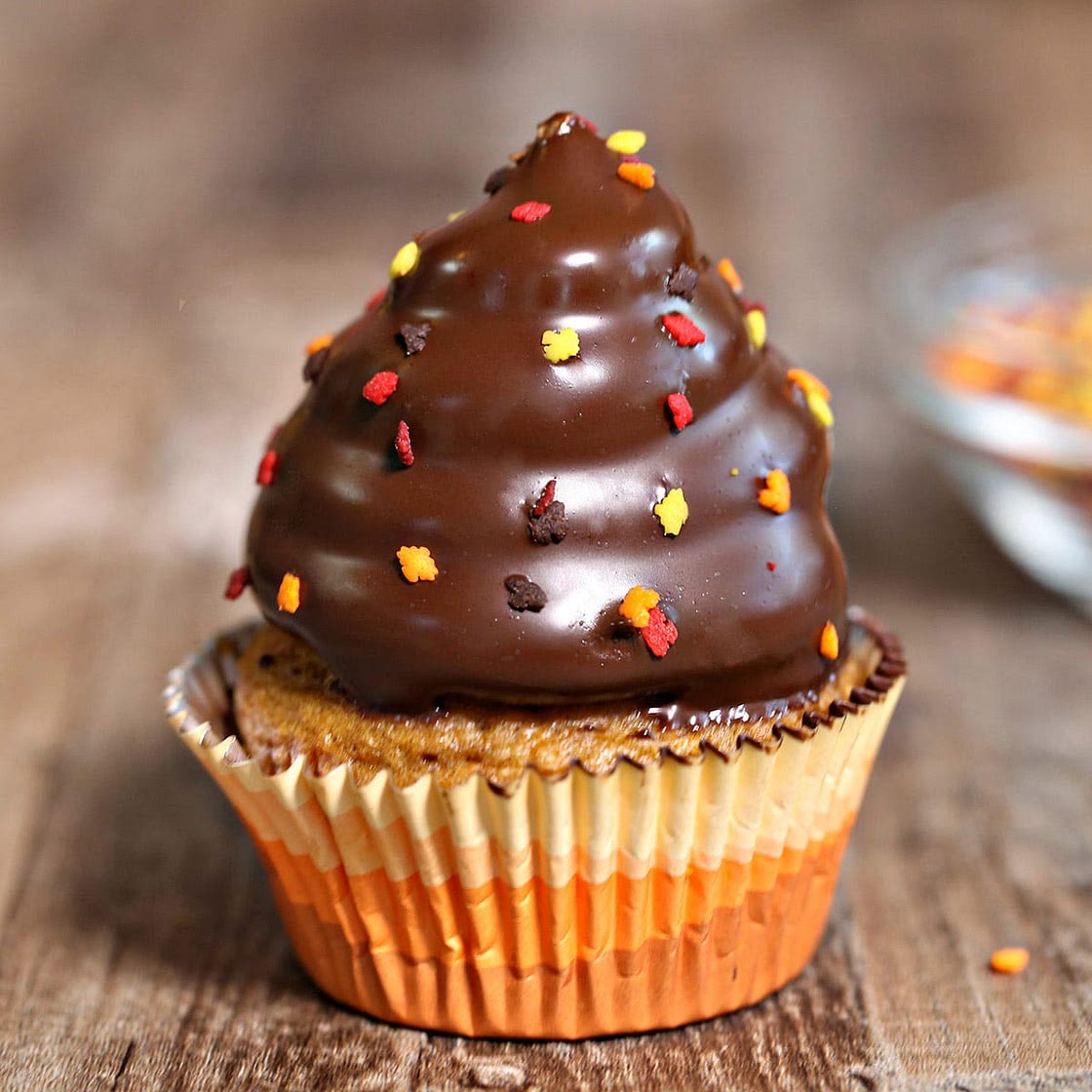 Pumpkin Spice Hi-Hat Cupcakes