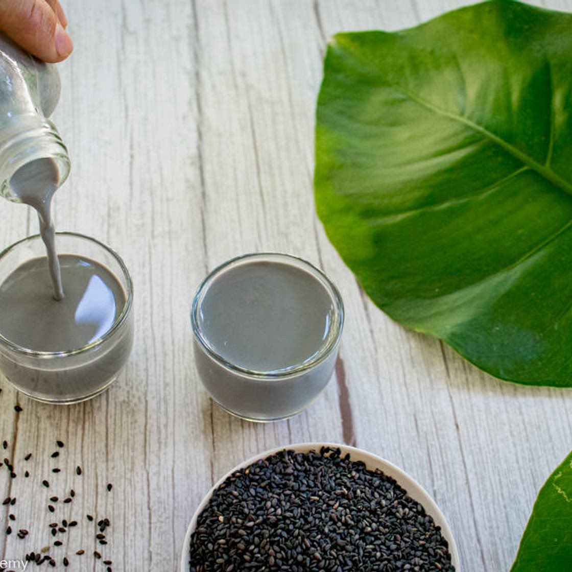 Black Sesame Seed Milk