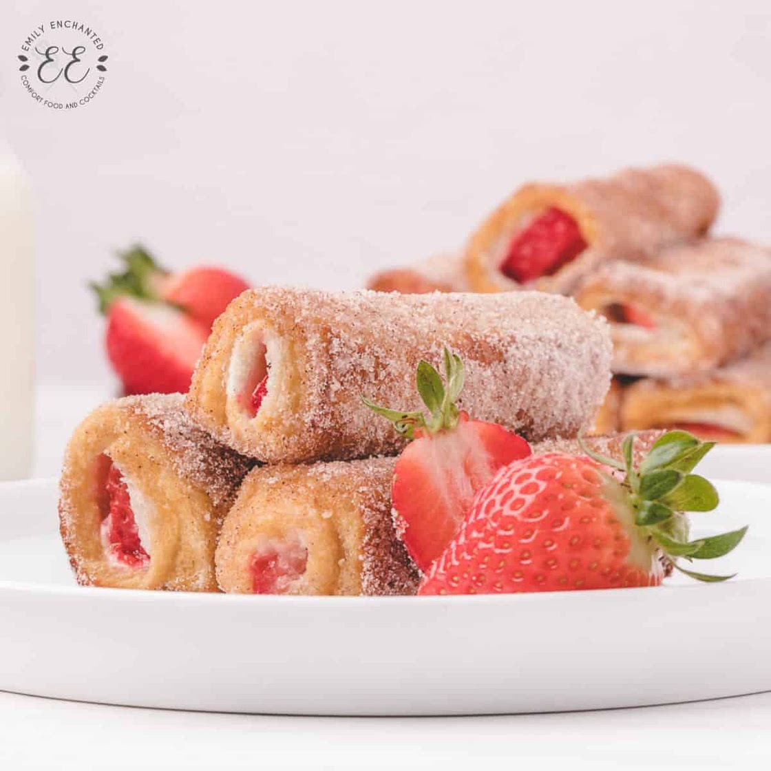 Strawberry French Toast Roll Ups