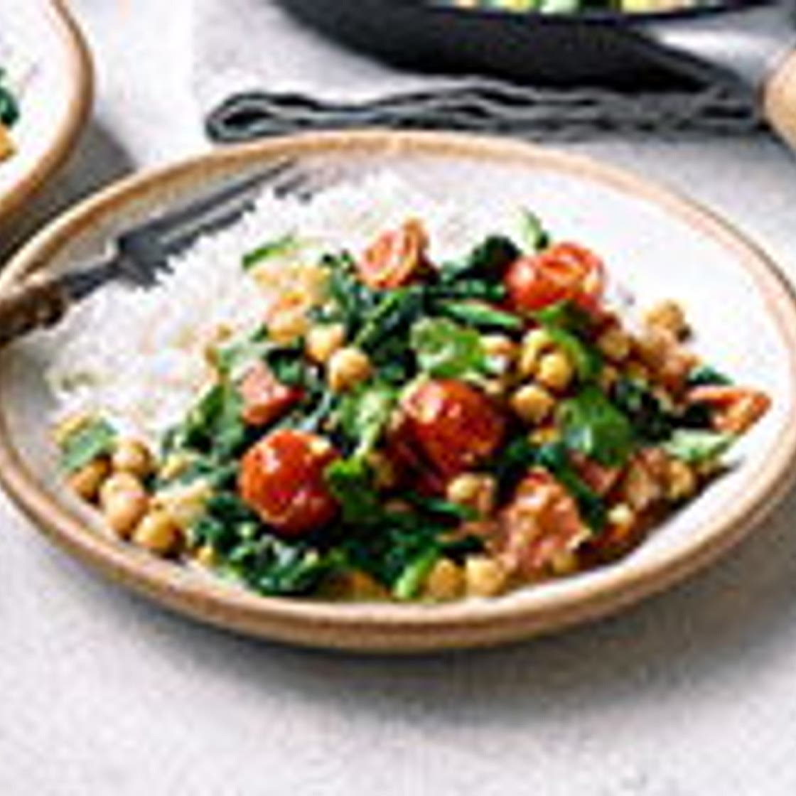 Fresh tomato and chickpea curry