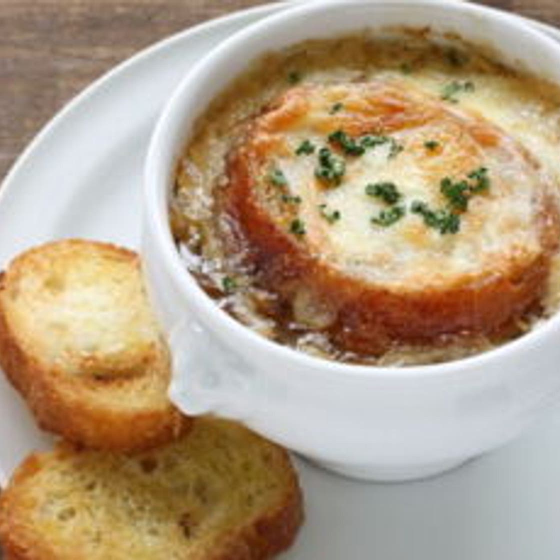 Soupe à l'oignon et croûtons bien croustillants de Philippe Etchebest