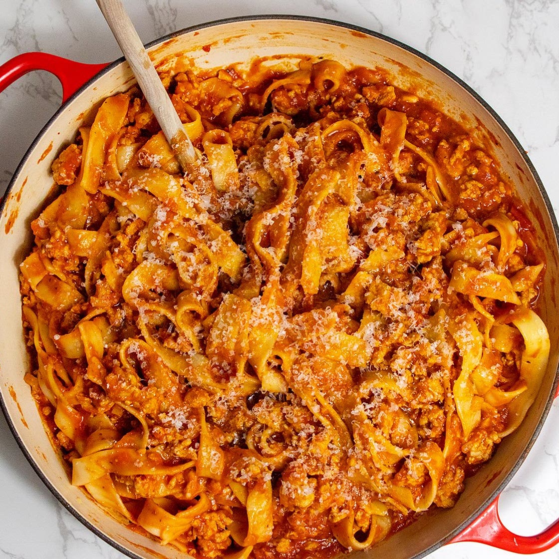 Pasta With Chicken Ragu
