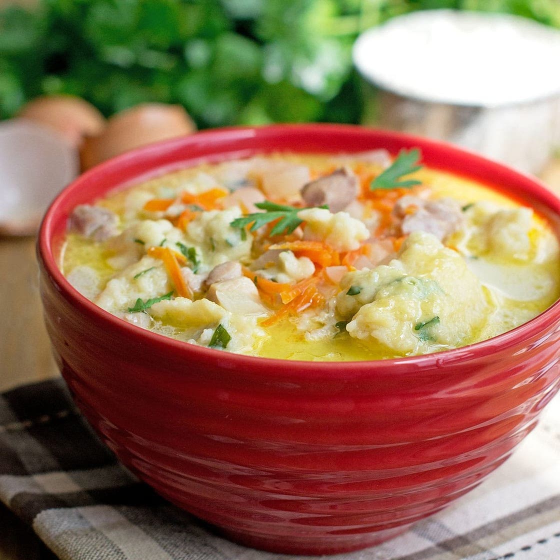 Easy Chicken and Dumpling Soup Recipe