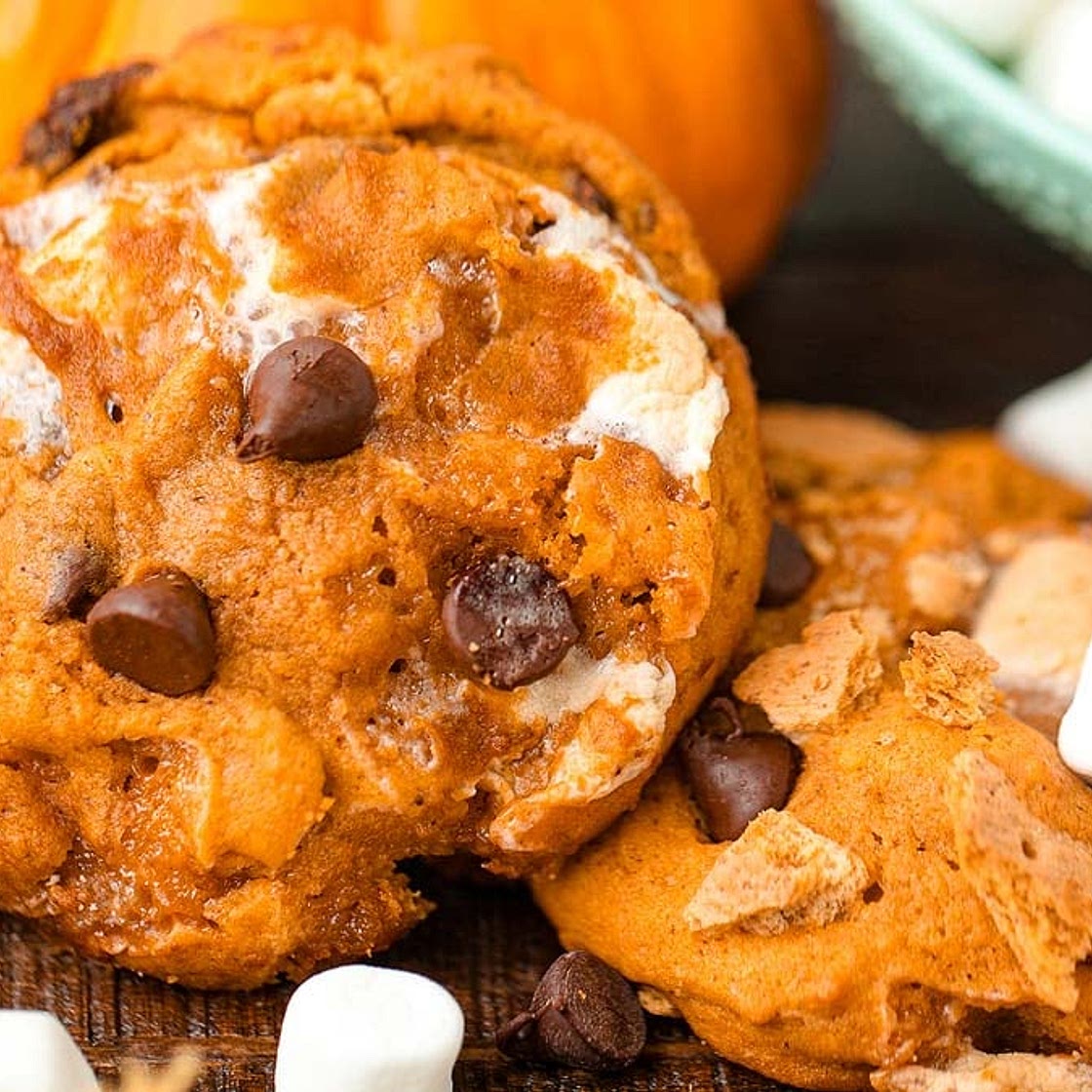 Pumpkin S'mores Cookies