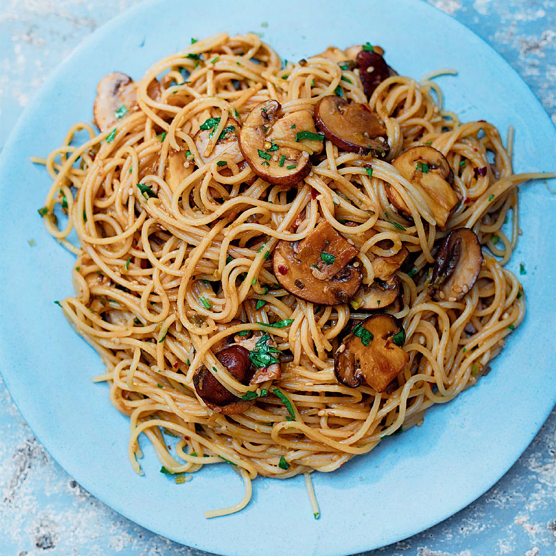 Spelt Spaghetti with Spicy Sesame Mushrooms