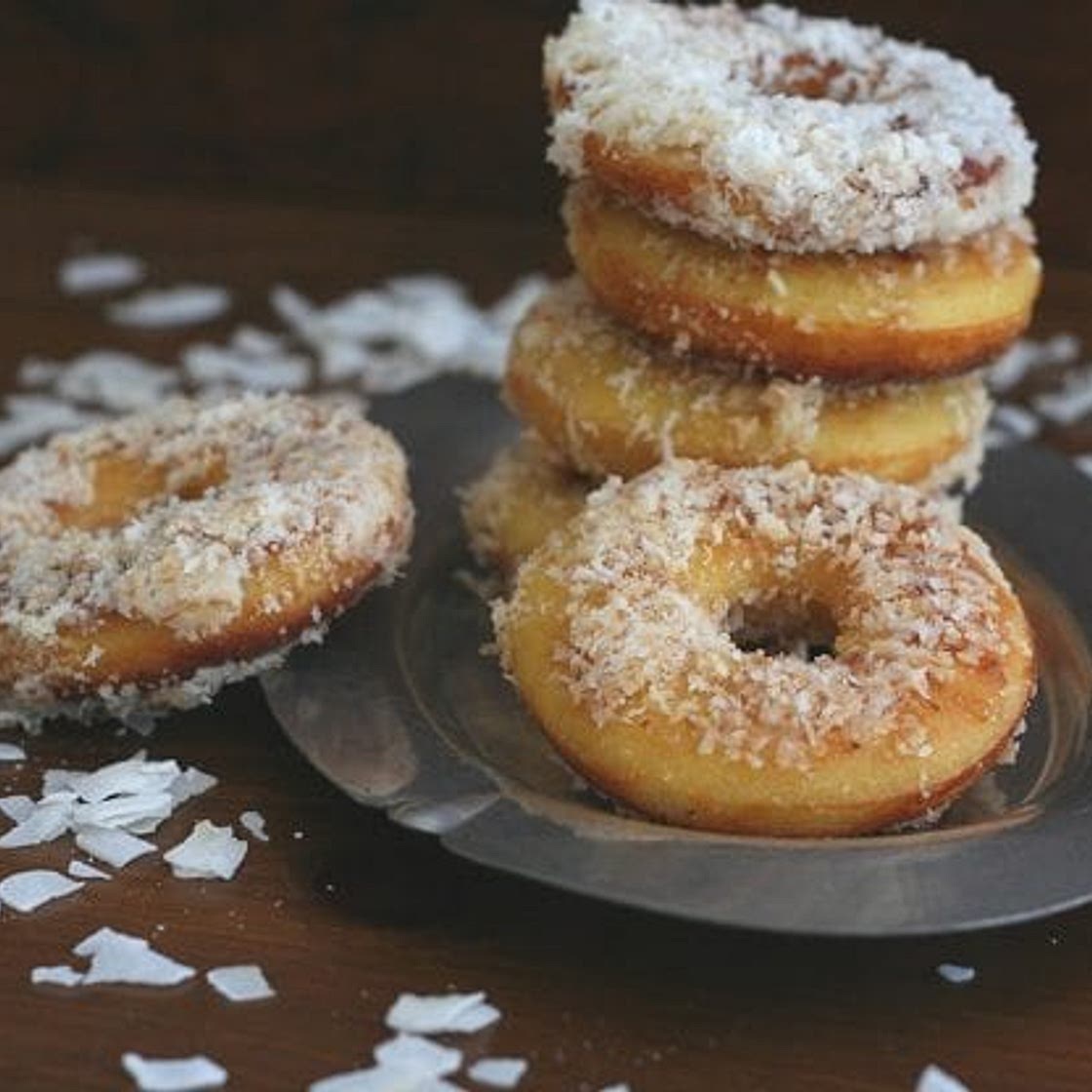 Fried Coconut Flour Donuts – Low Carb and Gluten-Free