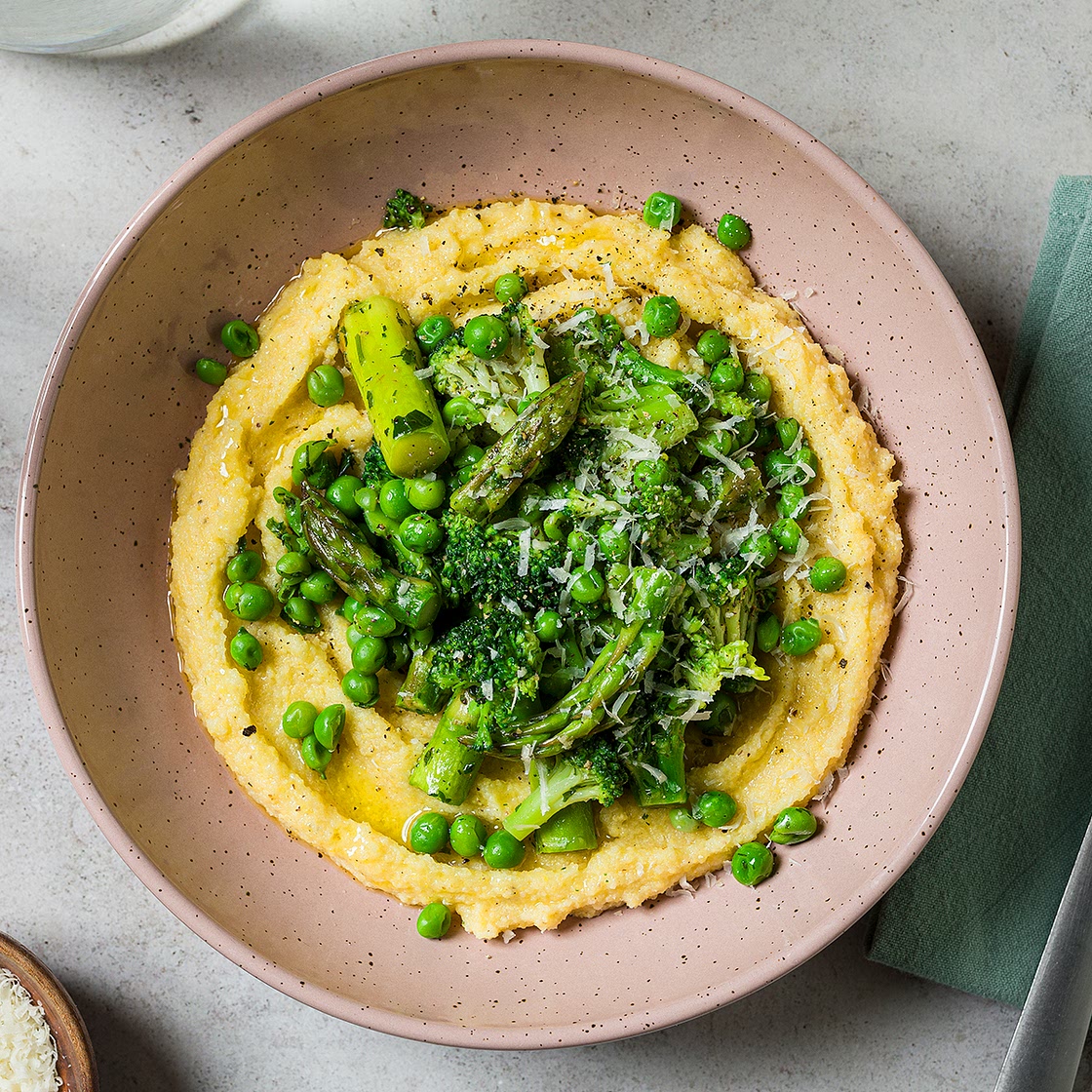 Creamy parmesan polenta with asparagus and broccoli