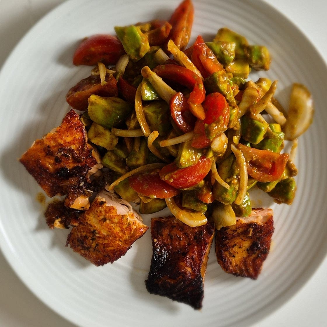 Grilled Salmon with Avocado Salsa (Healthy, Low-Carb, Paleo, Whole30)