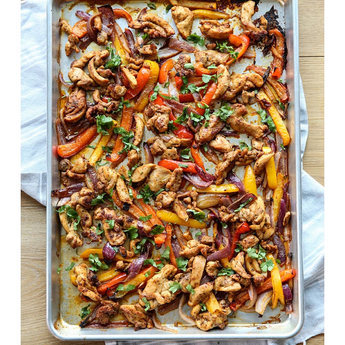 Sheet pan Chicken fajitas