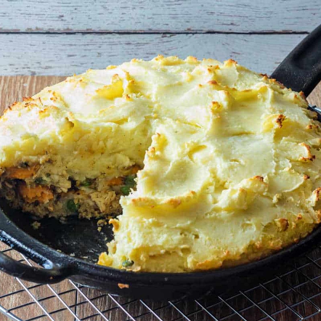 Turkey Shepherd's Pie with Stuffing Crust