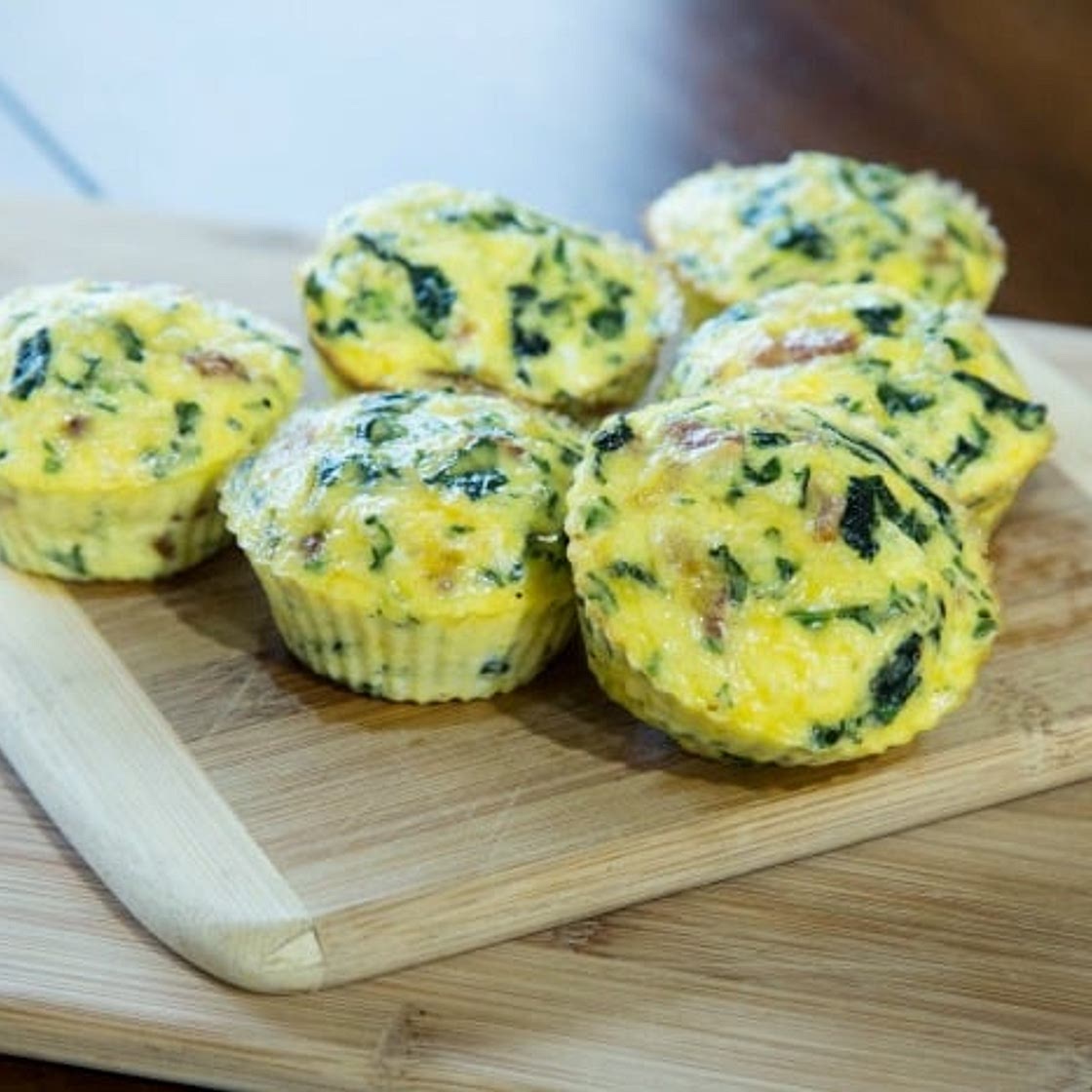 Keto Bacon and Egg Florentine Muffins