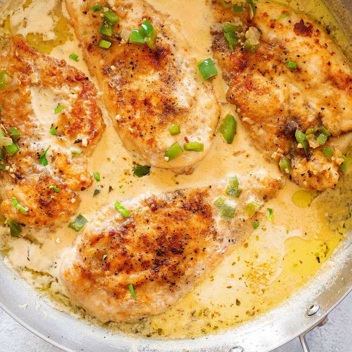 Pollo Con Crema (Mexican creamy chicken)