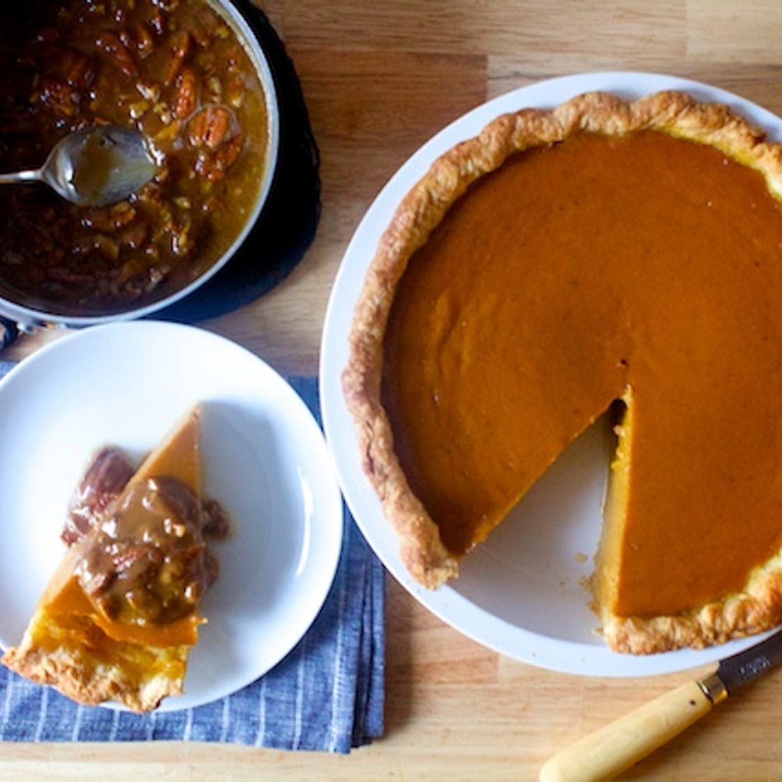 classic pumpkin pie with pecan praline sauce