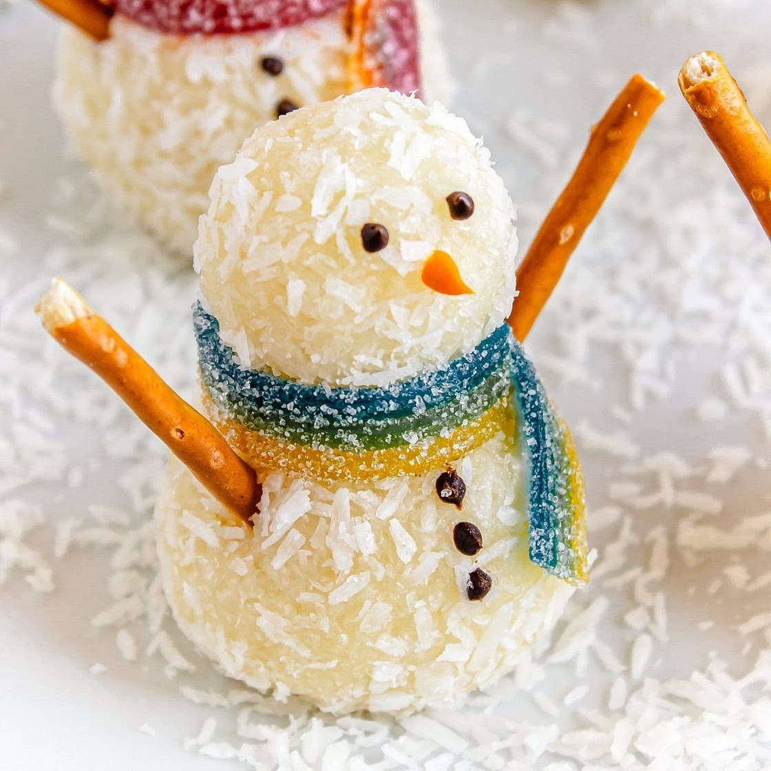 Snowman Coconut Balls