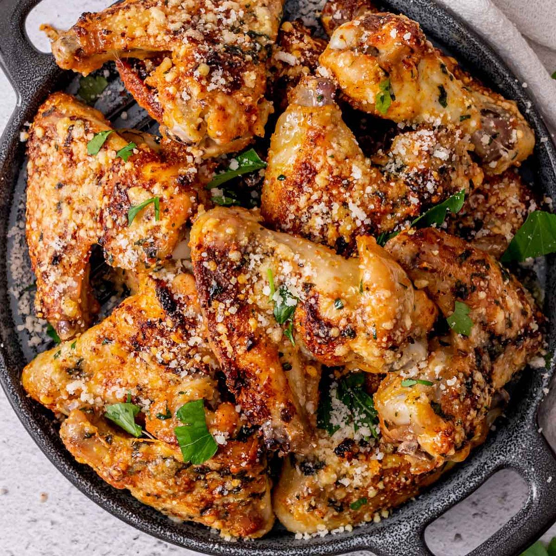 Garlic Parmesan Wings (Crispy And Baked)