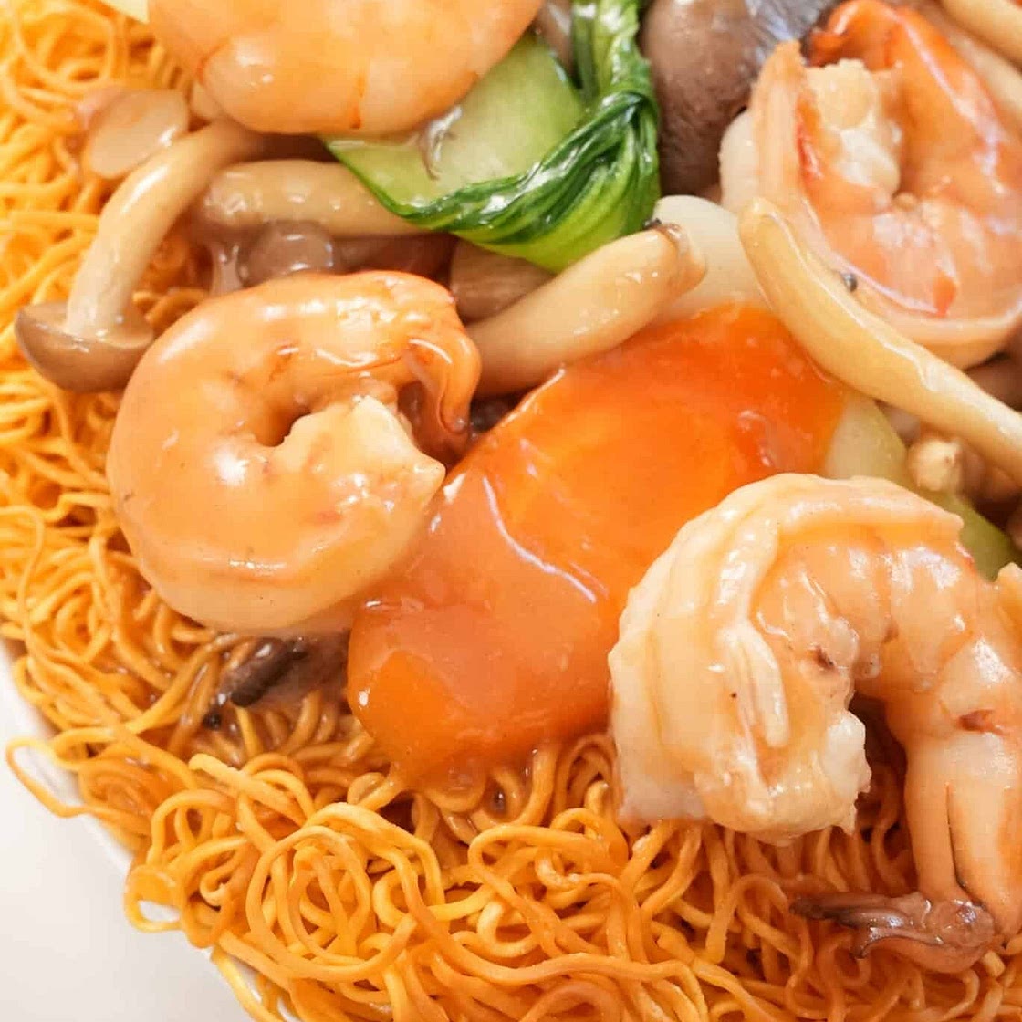 Hong Kong Style Shrimp Chow Mein Noodles