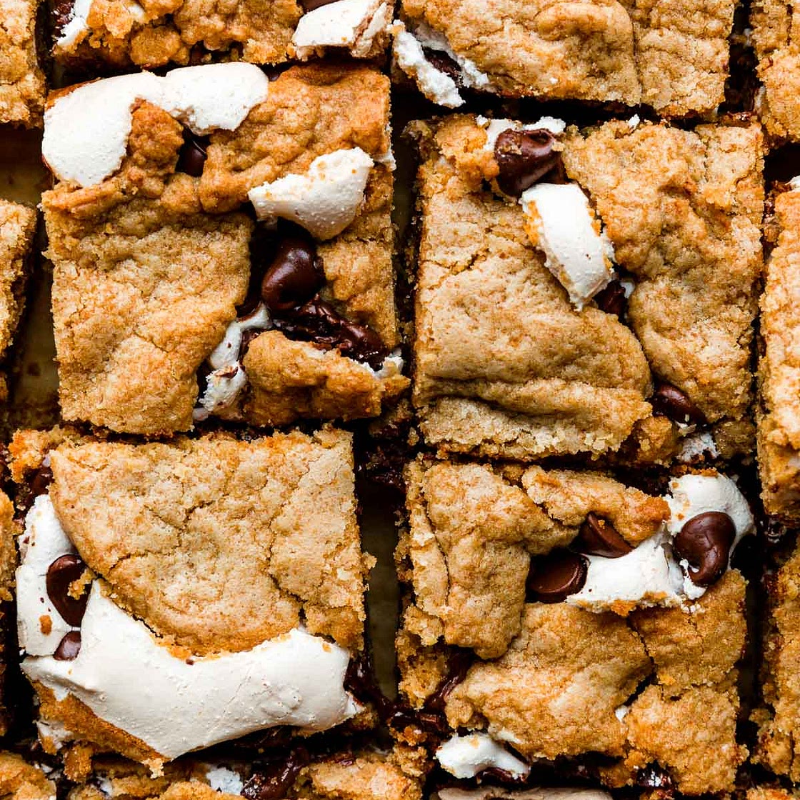 S'mores Cookie Bars