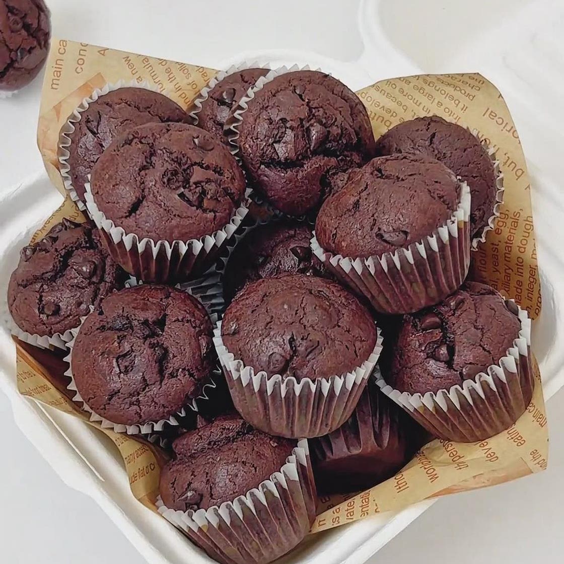 Easy Chocolate Muffins That Taste Like a Bakery Treat