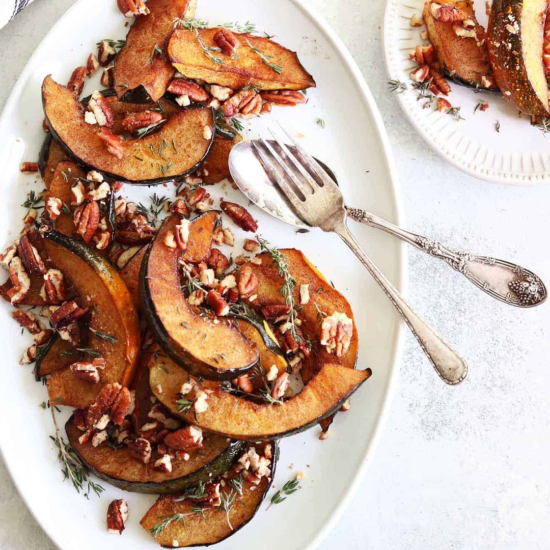Sweet Cinnamon Pecan Acorn Squash